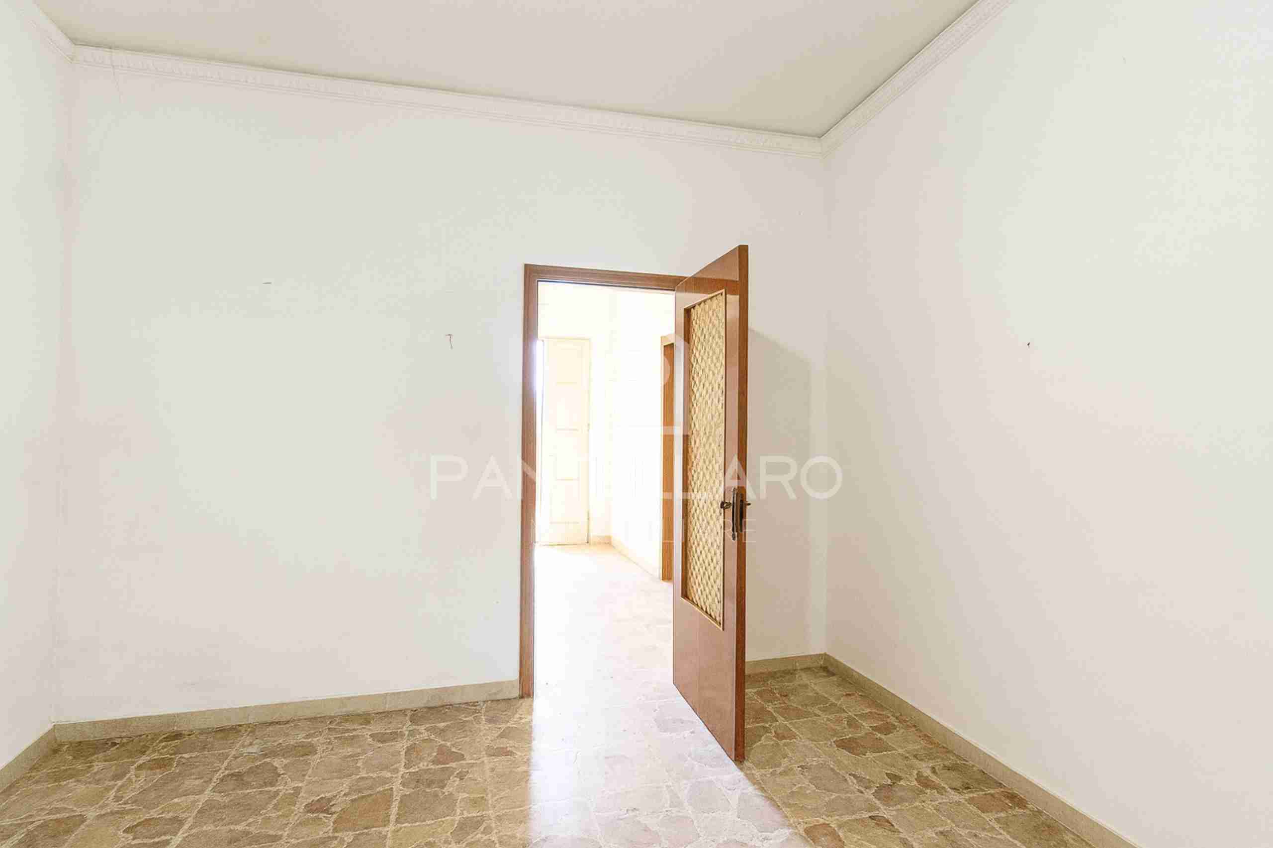 3722_edit Appartanvilla indipendente con giardino a Mascalucia – Zona Massannunziata