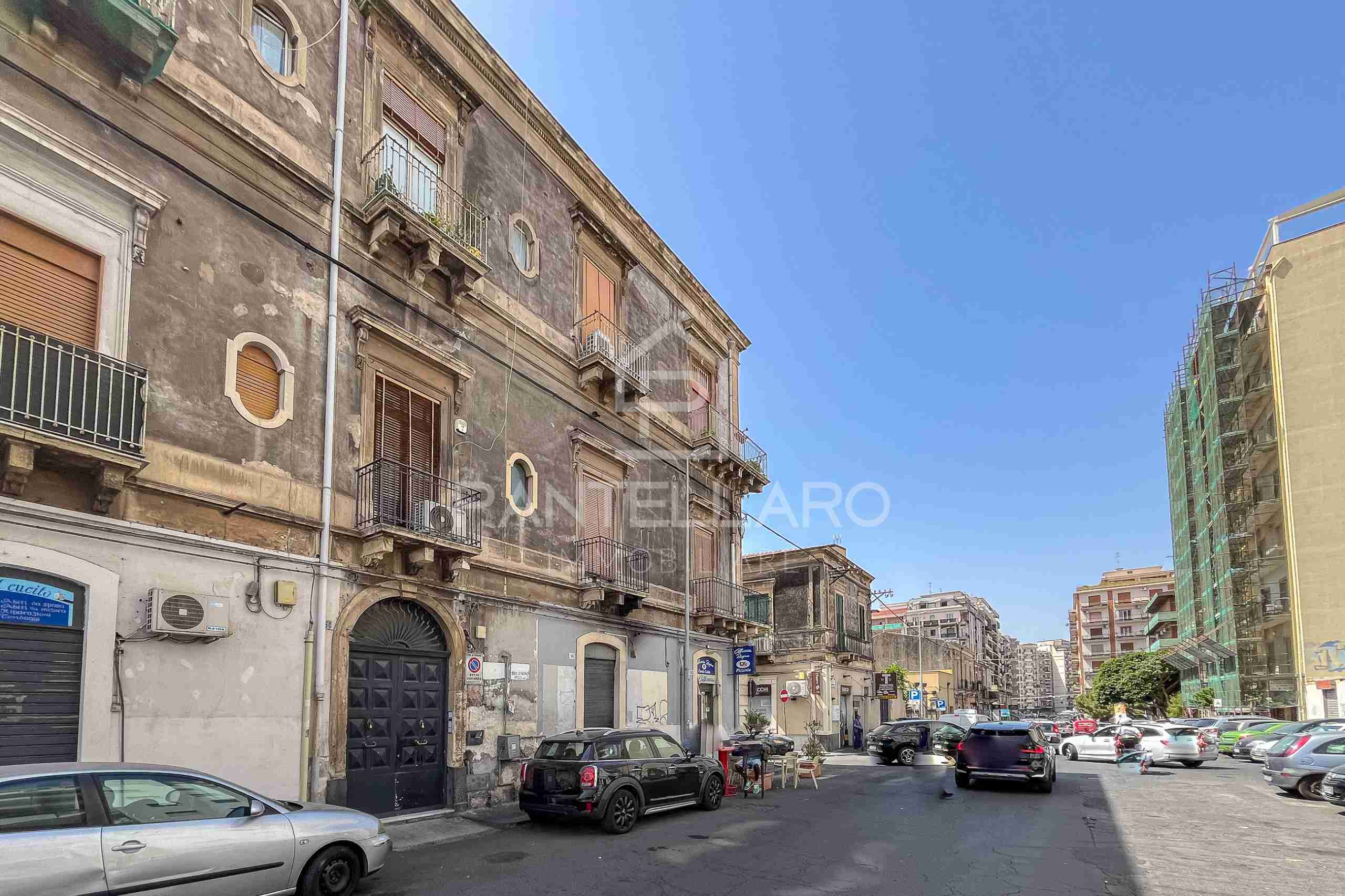 IMG_7446 Appartamento completamento ristrutturato in via Principe Nicola, Catania